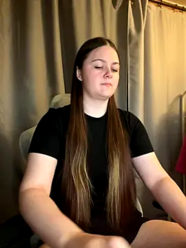 Snapshot of Cuty_Kitty chatting on September 19, 2025, 12:12 am Cuty Kitty online show from September 19, 2025, 12:12 am