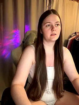 Snapshot of Cuty_Kitty chatting on December 2, 2025, 10:49 pm Cuty Kitty online show from December 2, 2025, 10:49 pm