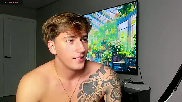 DaniHort online show from October 5, 2025, 10:35 am