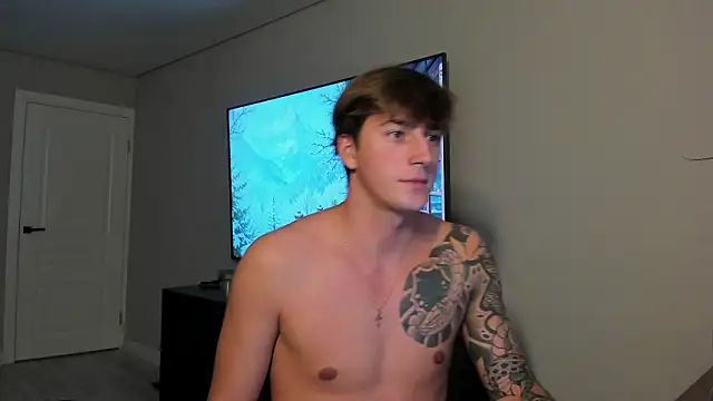 Snapshot of DaniHort chatting on February 2, 2026, 3:44 pm DaniHort online show from February 2, 2026, 3:44 pm