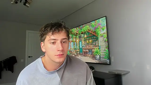 DaniHort online show from April 2, 2026, 7:50 am