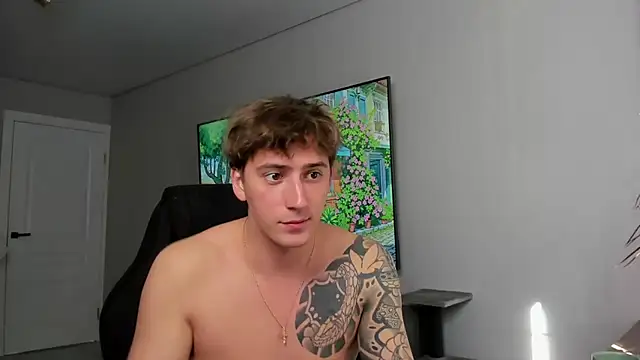 DaniHort online show from April 21, 2026, 8:42 am