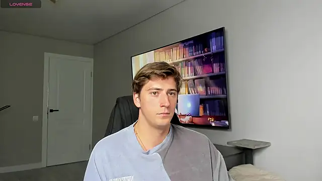 Snapshot of DaniHort chatting on May 10, 2026, 8:30 am DaniHort online show from May 10, 2026, 8:30 am