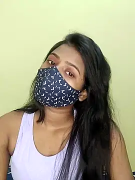 radhika2 online show from November 15, 2025, 8:27 pm