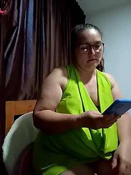 Snapshot of Kasandra_000 chatting on December 15, 2025, 11:36 am Kasandra 000 online show from December 15, 2025, 11:36 am