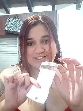 natylunares online show from September 16, 2025, 4:46 am