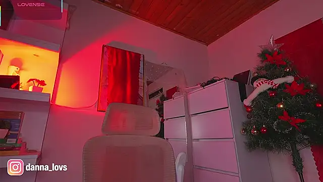 Snapshot of Dannaa_Lovs chatting on December 2, 2025, 6:03 pm Dannaa Lovs online show from December 2, 2025, 6:03 pm