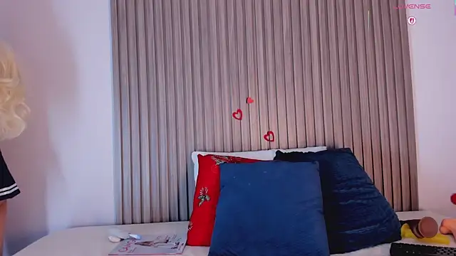 Blue Sixx online show from December 5, 2025, 8:38 pm