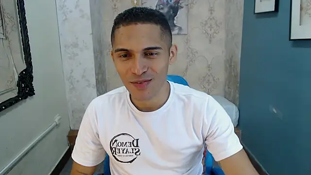 Derek Storm  online show from November 14, 2025, 10:47 am