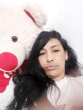 Snapshot of IvyShine7 chatting on October 22, 2025, 10:20 pm IvyShine7 online show from October 22, 2025, 10:20 pm