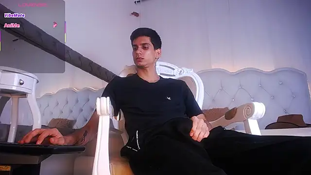 Sebalexis7 online show from December 3, 2025, 3:36 am