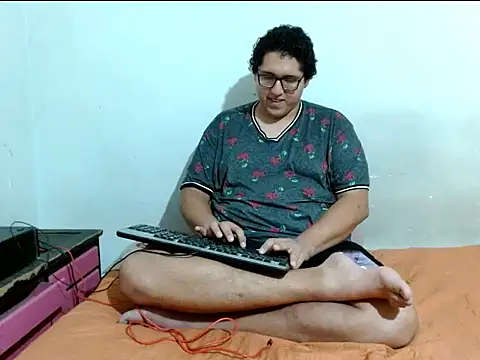 MeisanPaul online show from October 28, 2025, 2:37 am