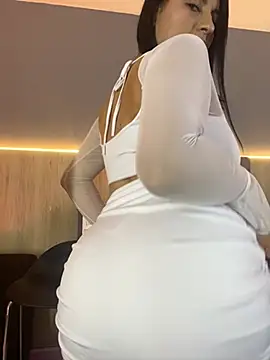 Atenea Clerk online show from April 2, 2026, 12:03 pm