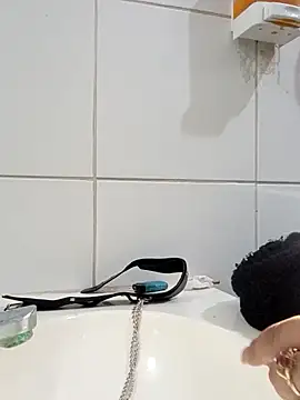 Snapshot of francheskaaaaaaaa22ot chatting on September 12, 2025, 12:27 pm francheskaaaaaaaa22ot online show from September 12, 2025, 12:27 pm