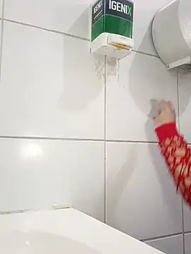 Snapshot of francheskaaaaaaaa22ot chatting on November 6, 2025, 5:25 pm francheskaaaaaaaa22ot online show from November 6, 2025, 5:25 pm