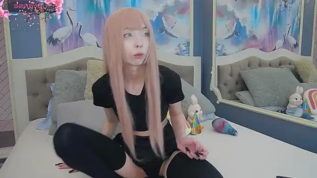 Snapshot of Evelyn_Neal chatting on December 4, 2025, 3:32 pm Evelyn Neal online show from December 4, 2025, 3:32 pm