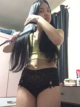 ashleyy20 online show from December 17, 2025, 12:44 pm