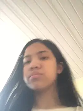 ashleyy20 online show from March 1, 2026, 7:16 pm