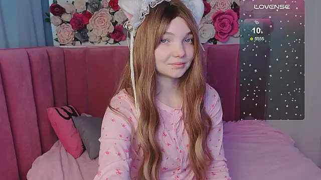 AnimeAlica18 online show from October 30, 2025, 2:35 am