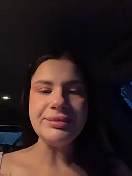 Snapshot of MiraReach chatting on December 17, 2025, 2:06 am MiraReach online show from December 17, 2025, 2:06 am