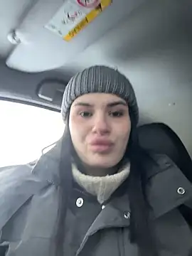 Snapshot of MiraReach chatting on January 13, 2026, 4:07 am MiraReach online show from January 13, 2026, 4:07 am