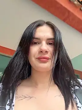 Snapshot of MiraReach chatting on February 4, 2026, 2:06 am MiraReach online show from February 4, 2026, 2:06 am