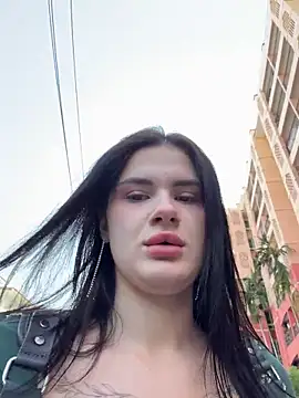 Snapshot of MiraReach chatting on February 6, 2026, 2:05 am MiraReach online show from February 6, 2026, 2:05 am