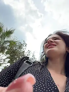 Snapshot of MiraReach chatting on February 20, 2026, 6:26 am MiraReach online show from February 20, 2026, 6:26 am