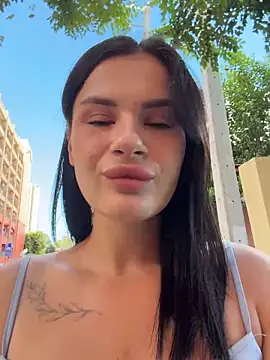 Snapshot of MiraReach chatting on February 28, 2026, 2:12 am MiraReach online show from February 28, 2026, 2:12 am