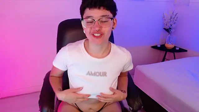 jeroharper online show from November 23, 2025, 3:12 pm