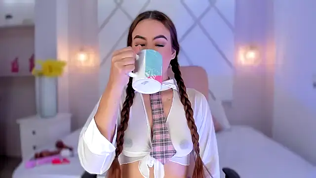 Snapshot of isabellashine chatting on December 4, 2025, 4:05 pm isabellashine online show from December 4, 2025, 4:05 pm