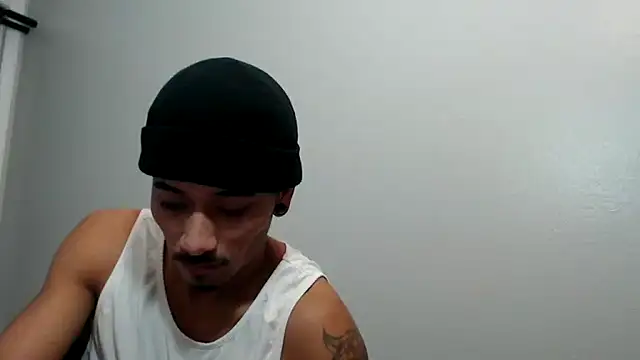 tanjir020 online show from December 18, 2025, 6:14 pm