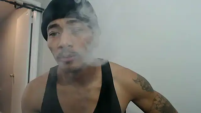 tanjir020 online show from December 20, 2025, 7:54 pm