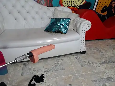 almesexyy online show from September 11, 2025, 4:07 pm