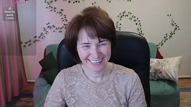 Snapshot of Lia_Tito chatting on April 20, 2026, 1:58 pm Lia Tito online show from April 20, 2026, 1:58 pm