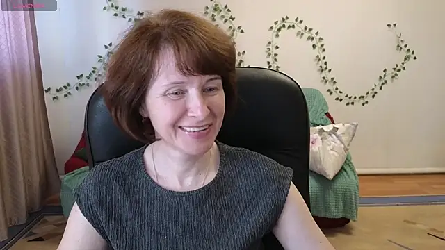 Snapshot of Lia_Tito chatting on May 4, 2026, 1:18 pm Lia Tito online show from May 4, 2026, 1:18 pm
