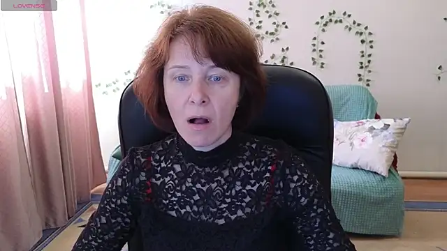Snapshot of Lia_Tito chatting on May 29, 2026, 6:44 am Lia Tito online show from May 29, 2026, 6:44 am