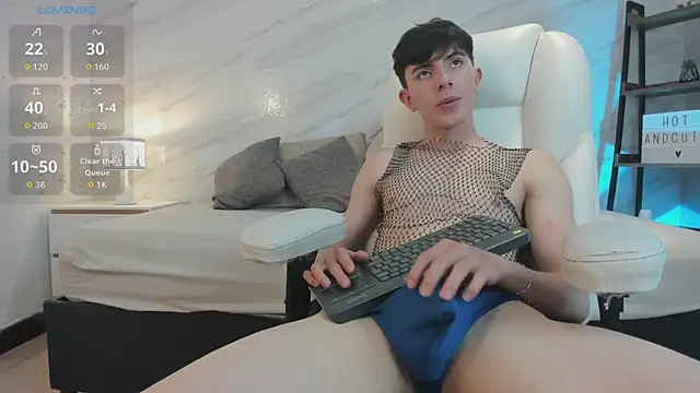 mathias saenz online show from January 6, 2026, 8:01 pm