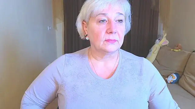 Milana Milky online show from December 17, 2025, 5:02 am