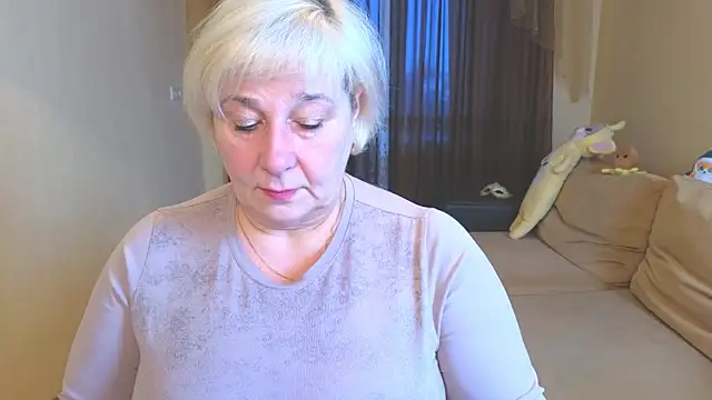 Milana Milky online show from February 3, 2026, 5:05 am