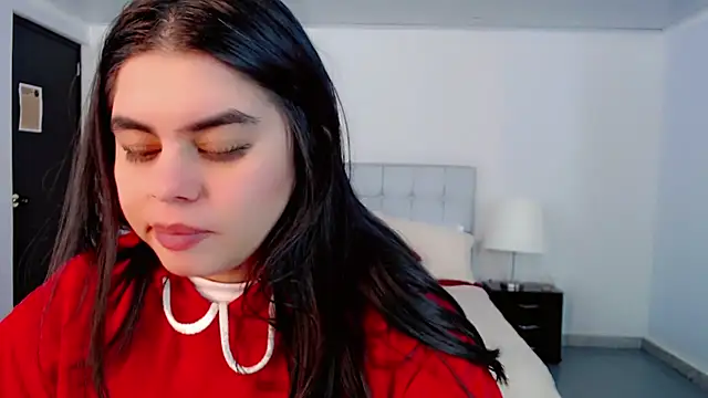 maddissonivanova online show from March 19, 2026, 7:07 pm