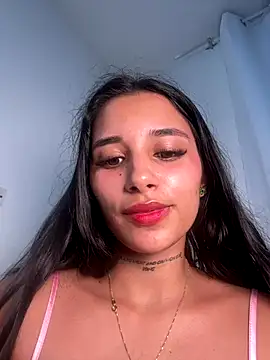 Lorena Mcfly online show from December 15, 2025, 12:37 am