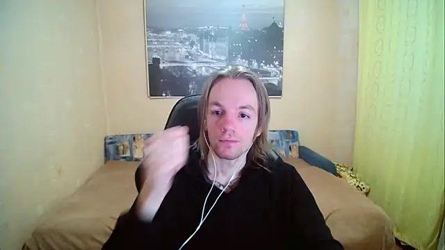 Snapshot of AdamDickens chatting on September 19, 2025, 5:24 pm AdamDickens online show from September 19, 2025, 5:24 pm