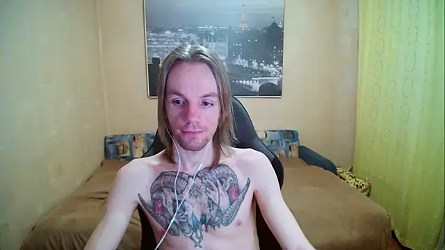 Snapshot of AdamDickens chatting on September 22, 2025, 8:33 pm AdamDickens online show from September 22, 2025, 8:33 pm