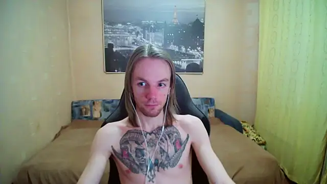 Snapshot of AdamDickens chatting on October 19, 2025, 10:10 pm AdamDickens online show from October 19, 2025, 10:10 pm