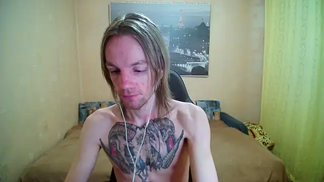 Snapshot of AdamDickens chatting on November 7, 2025, 8:42 pm AdamDickens online show from November 7, 2025, 8:42 pm