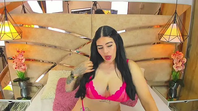 Snapshot of pamemiller1 chatting on December 5, 2025, 10:57 am pamemiller1 online show from December 5, 2025, 10:57 am