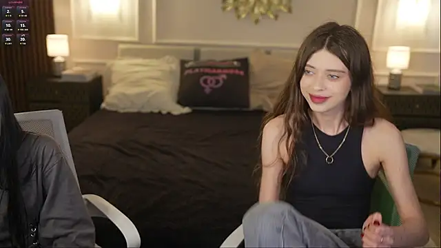 Regina Sweet054 online show from April 12, 2026, 2:33 pm