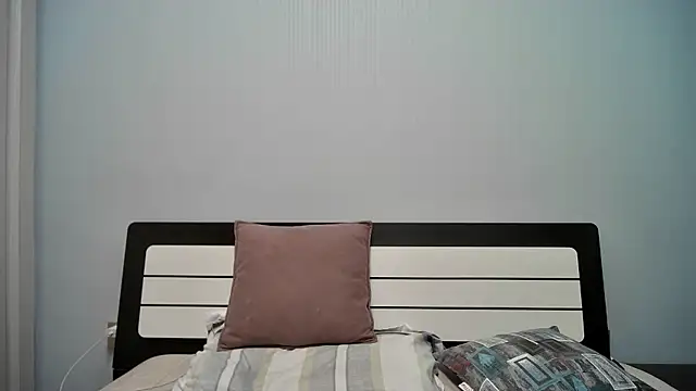 peijiangzhao online show from October 4, 2025, 2:15 pm