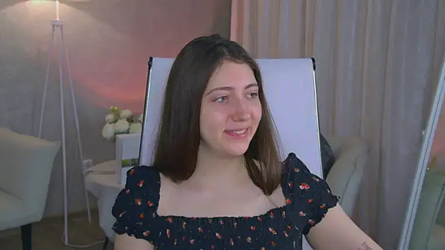 Snapshot of Mary_Miiller chatting on February 1, 2026, 6:45 am Mary Miiller online show from February 1, 2026, 6:45 am